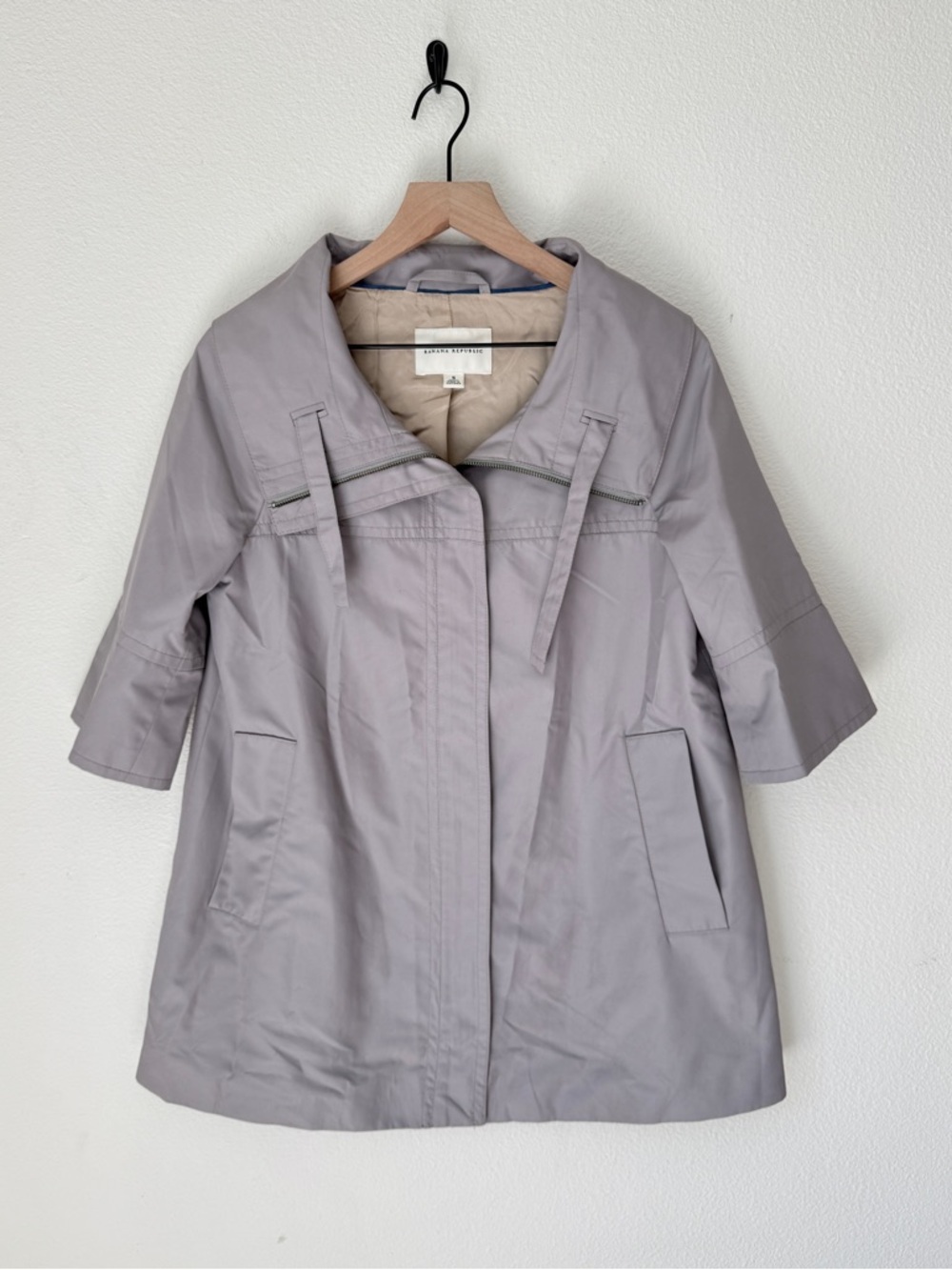 Vintage Banana Republic Light Gray 3/4 Sleeve Funnelneck Zip Raincoat - Small